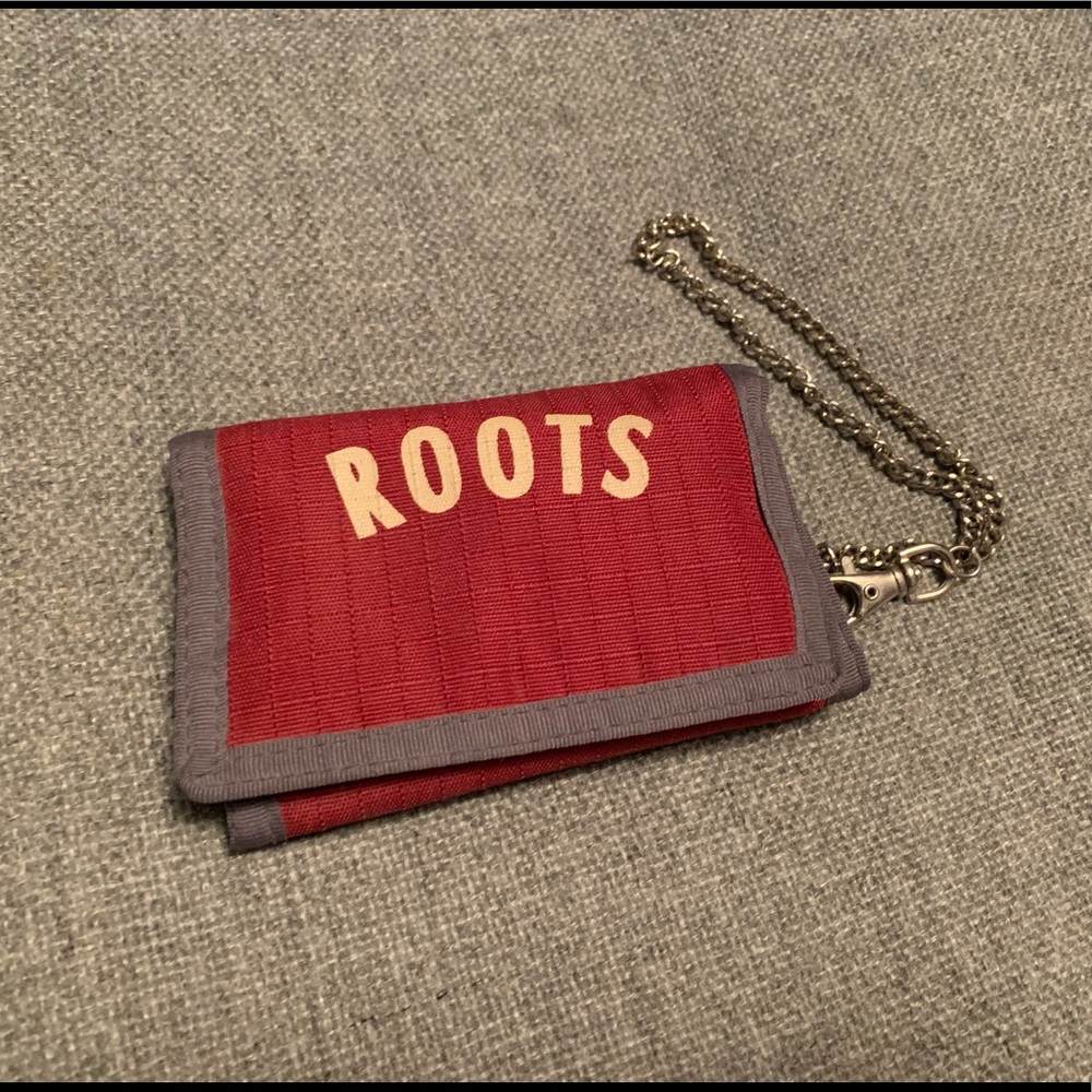 Vintage Roots Zipper Chain Red Velcro Canadian Style Wallet Unique 2000s Style
